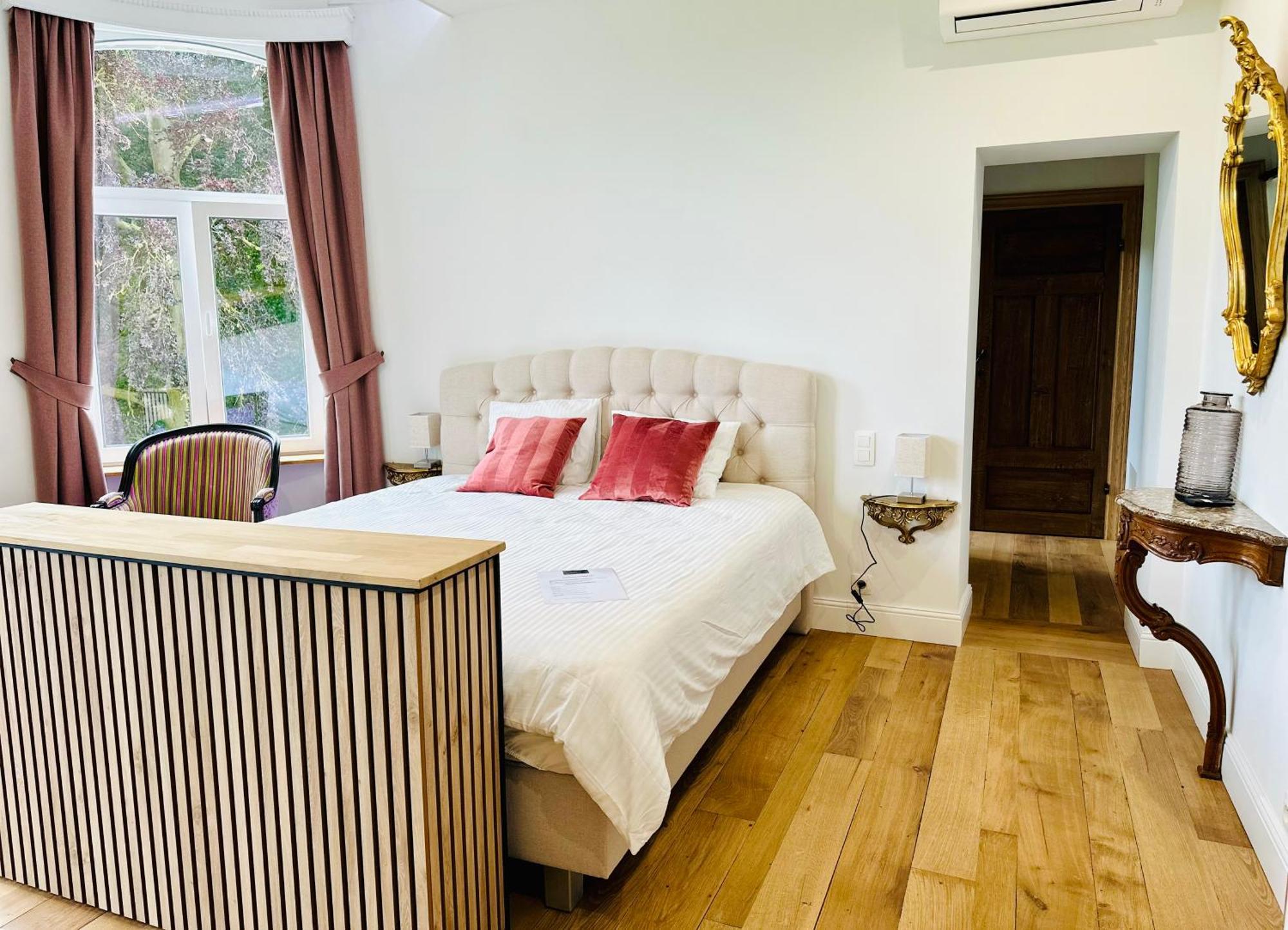 Suite Luxueuse Au Chateau De Saint Vitu 104 Tinlot Eksteriør billede